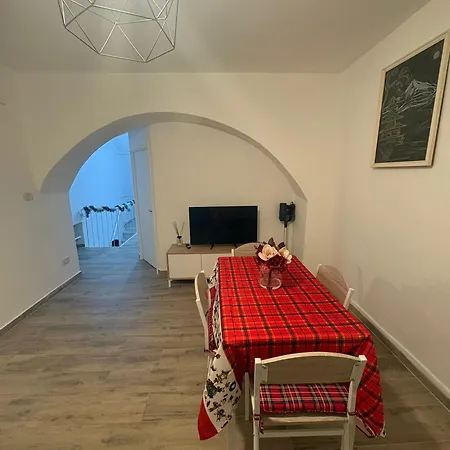Nyaraló Ritaria Nel Cuore Di *